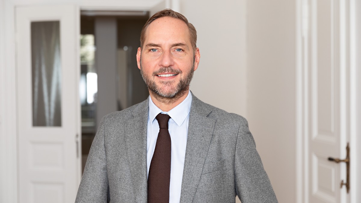 Lars Oberlein, Geschäftsführer der Cézanne Dental GmbH
